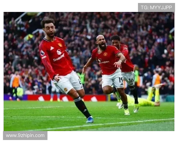 曼联关键比赛抗压能力不足问题显现，对赛季走势形成制约