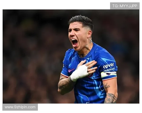 恩佐的无球跑动与位置感战术价值解析