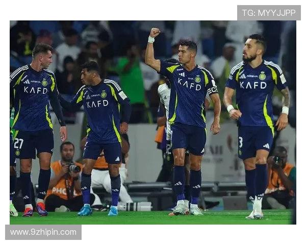 多特蒙德战术失衡、更衣室动荡,争冠梦碎还是重建契机? 多特蒙德战术失衡、更衣室动荡,争冠梦碎还是重建契机?