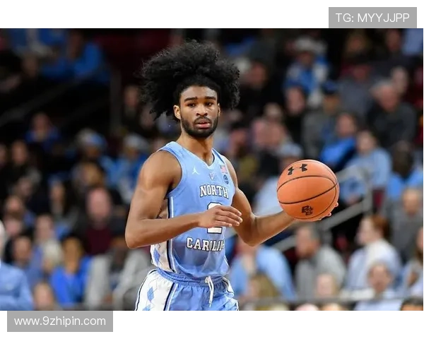 怀特靠挡拆无球拉开对位控卫防守较上季外线更高效